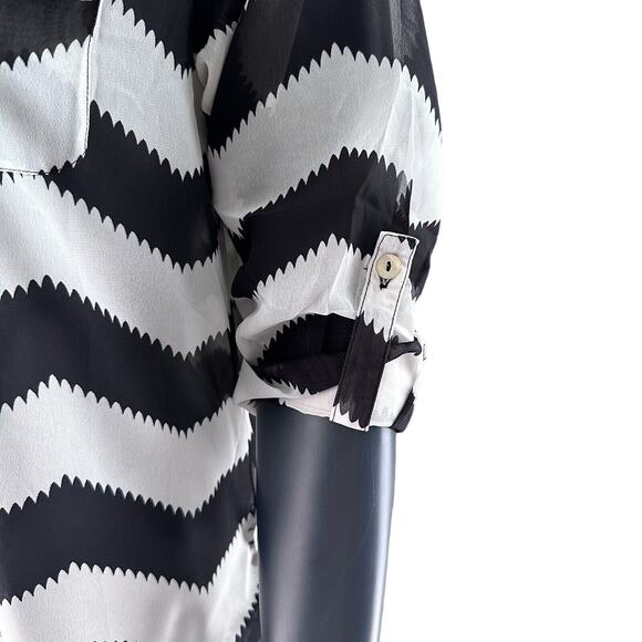 Kalijati White & Black Striped Long Sleeve Blouse Medium M Button Up NWOT - Picture 2 of 11